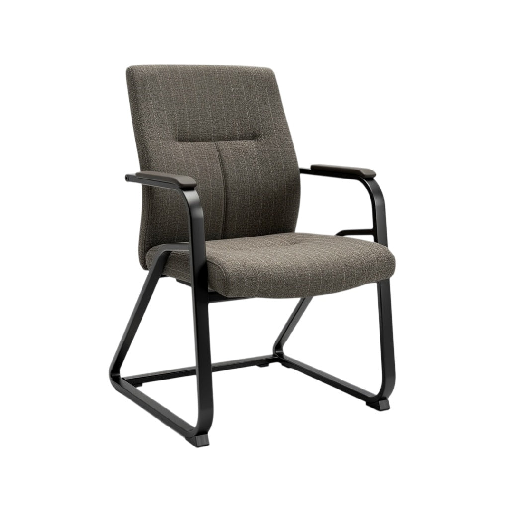 Chaise de bureau avec accoudoirs en métal et rembourrage en tissu